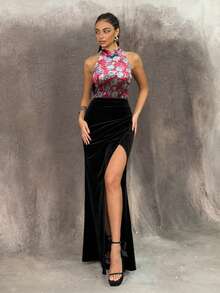 Faeriesty Modern Chinese Qipao Dress: Sleeveless High Slit Cheongsam. Elegant Evening Gown For Galas, Weddings, Banquets & Red-Carpet Events. - Black - View 4