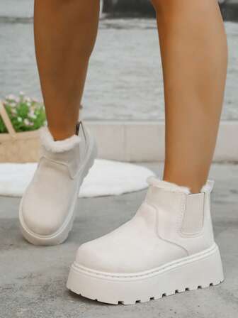 女式冬季米色毛绒雪地靴，6厘米厚鞋底户外冬鞋，高帮毛绒靴，适合日常穿着和户外运动