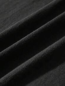 Camo Deer Hunting Bow T-Shirt For Women - Camouflage Buck And Tree Stand Design, Outdoor Country Style Tee, Perfect For Hunting Season, Thanksgiving, Or Cabin Getaways - 黑色 - 查看 3