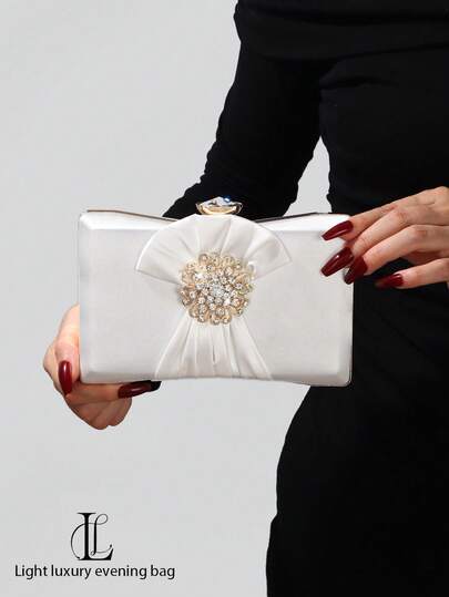 1 pieza Elegante bolso de mano de satén con decoración de mariposa de cristal, bolso formal para ocasiones de fiesta con cadena desmontable, adecuado para boda, fiesta, gala, regalo de vacaciones, regalo para mujer, combina perfectamente con el vestido de fiesta de la mujer, mejor opción para reuniones