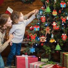 12/24 قطعة مجموعة زينة عيد الميلاد - شرائح خشبية غير مكتملة، تشمل الخيط والأقلام والأجراس، 12 نمطًا من زينة الأطفال DIY الفنية والحرفية للتعليق، جوارب عيد الميلاد، عيد الحب