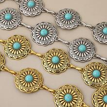 Corrente de Cintura de Metal Prateado Fashionable & Versátil para Mulheres com Incrustação de Pedra Esculpida em Flor, Cinto de Corrente Vintage Gravado, Acessório