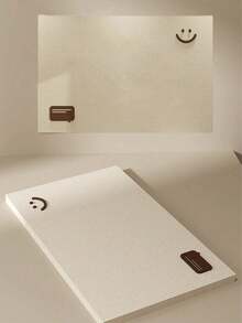 1块40x60厘米免钉毛毡板，多用途装饰板，可用作教室公告板、卧室墙面装饰，适用于情人节、家居、书房、办公室、圣诞节、新年装饰、照片展示、留言板，也是送给朋友、同事、长辈的创意新年礼物，可用作软木板、钉板、愿景板。 - 笑臉 - 查看 8