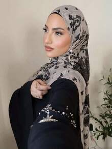 1pc Women's Scarf Bohemian Rose & Butterfly Watercolor Print Hijab, Suitable For Daily Wear For Dress - Multicolor - View 3
