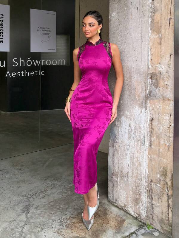 Faeriesty Elegant Modern New Chinese Qipao Dress: Chic Stand Collar, Sleeveless Cut, Feminine Thigh Slit | Perfect For Red-Carpet Galas, Luxury Formal Dinners, Black-Tie Wedding Receptions, Premium Cultural Events & Grand Charity Balls For Women