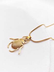 1pc 18K Gold Plated Stainless Steel Beetle Insect Series Pendant Necklace, Unique & Innovative Jewelry