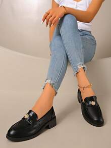 2024 New Vintage Camellia Brown Soft Leather Slip-On Loafers, Round Toe Chunky Heel British Style Oxfords