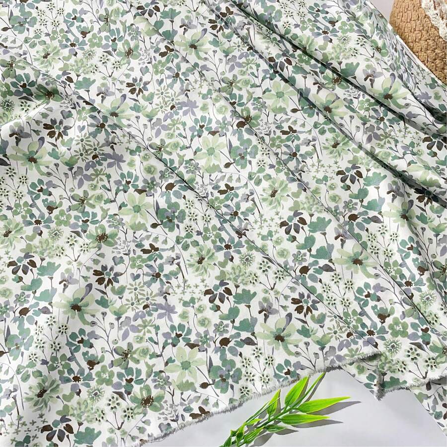 Soft & Skin-Friendly Light Green Floral Printed Fabric, Widely Applicable For Fashion Apparel, Home Decoration, And Various DIY Projects - Green - View 1