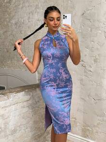 小码立领无袖侧开衩旗袍连衣裙：优雅新款中式女士正装，适合盛大晚宴、奢华宴会、外交活动、文化招待会及颁奖典礼等夏季场合 - 紫色 - 查看 6