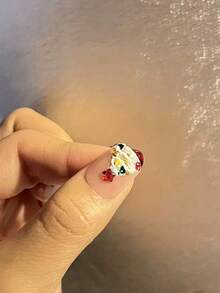 10 قطعة أظافر قصيرة مربعة مصنوعة يدويًا بحت، أظافر متعددة الألوان بطراز كرتوني جميل مزين بالثلوج والرجل الثلجي وشجرة الميلاد، مناسبة للنساء والفتيات، لاستخدامها في المناسبات والأعياد الشتوية وحياتهم اليومية