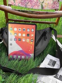 Bolsa de pecho para hombre ligera, de múltiples bolsillos, a cuadros, para actividades al aire libre, bolsa de hombro casual para ciclismo y senderismo