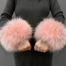 1 Pc Imitation Fur Fur Hand Loops Fur Wrist Guards Sleeve Covers Imitation Rabbit Fur Wristbands Sleeve Covers Wrist Covers - 軍綠色 - 查看 11