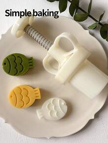 قالب حلوى بشكل دب محشو - قاطع بسكويت دب صغير جميل، ختم بسكويت، قالب كعكة القمر، قالب بسكويت، لوازم بنتو للكيك والحلويات وعيد المنتصف والأدوات الخبز للمناسبات