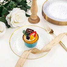 50/25/10pcs Transparent Gold Rim Hammered Texture Plates, Hammered Party Plates, Transparent Dessert Plates, Transparent Gold 7.5"/10.25" Plates, Heavy Duty Gold Dinner Plates Dessert Plates, Suitable For Team Building, Party, Birthday, Wedding, New Year, Christmas - Clear - View 4