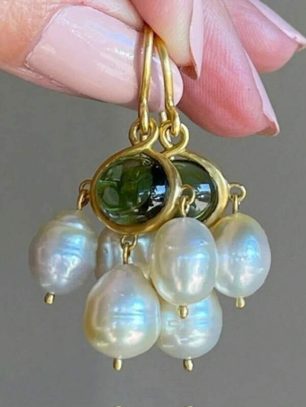 Elegant Vintage Style Freshwater Pearl Pendant Earrings - Uniquely Crafted In Copper, The Perfect Gift For Her, Suitable For Parties And Special Occasions