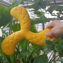 TENSLON RING 1 szt. Wytrzymały interaktywny dysk latający EVA dla zwierząt – pływający, trójlistny design, odporna na zużycie zabawka do tresury psów dla małych i średnich psów, do zabawy na świeżym powietrzu/na plaży, wszystkie rasy, zabawka dla psa, do zabawy na plaży, zabawny design, solidna konstrukcja - Wielokolorowe - Zobacz 10