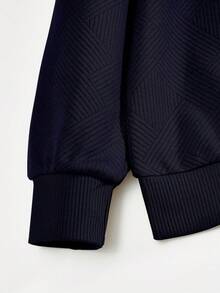 男士休闲 Polo 衫，翻领拉链设计 | 人字纹提花针织面料，卫衣版型，度假及日常休闲穿着必备，情人节送给男友的理想礼物（欧美尺码偏大，建议选购小一码）