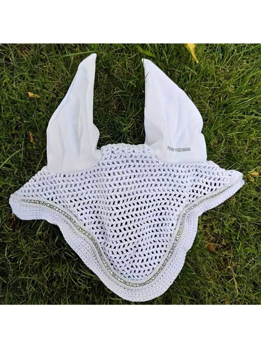TGW RIDING Bonete para orejas de caballo con adornos de strass, bonete de orejas completo hecho a mano a ganchillo para caballos - Blanco - Ver 1