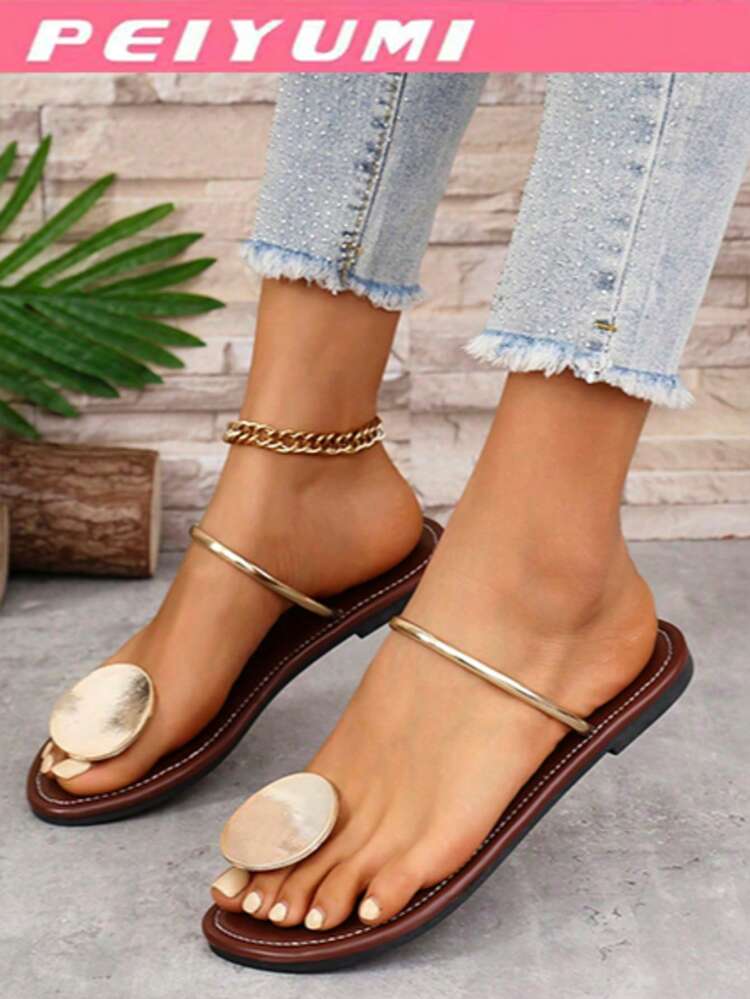 PEIYUMI Women's Fashion Flat Sandals With Decorative Strap Detail - Open Toe, Slip-On, Faux Leather, Comfortable TPR Sole - Suitable For Casual Wear, Women's Sandals - Chocolate Brown - View 1