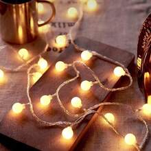 1 pezzo Luci a stringa a LED bianche a forma di pallina alimentate via USB 1,5/3/4,5/6m, luci decorative per interni, luci a stringa a LED per decorazione parete camera da letto, 8 modalità lampeggianti, adatte per decorazione matrimonio, decorazione festa di compleanno, decorazione tenda da campeggio, luci decorative per esterni, decorazione giardino, decorazione cortile, luci a stringa per decorazione albero di Natale - Bianco - Visualizzare 15