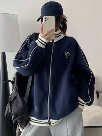 轻薄春秋季服装，宽松复古棒球夹克，撞色条纹立领休闲运动连帽衫