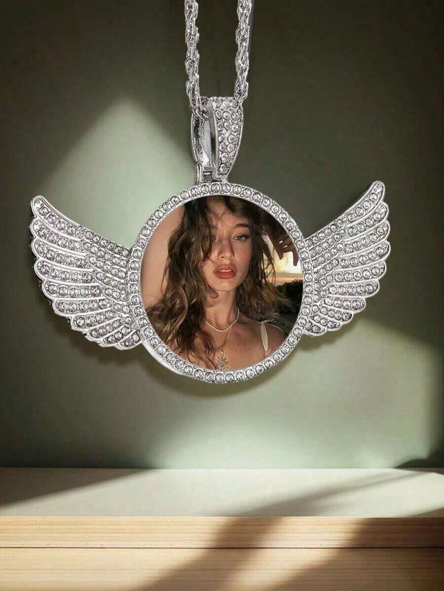 Personalized Rhinestone Studded Angel Wings Photo Necklace |     Custom Photo Necklace |     Hip Hop Photo Pendant | Iced Custom Round Photo Pendant, Gold, Silver, Stylish, Colorful, Vintage, Unisex, Hipster, Simple, Casual, Custom, Personalized, Unique, Ideal Gifts For Him, Ideal Gifts For Her, Her, Boyfriend, Girlfriend, Dad, Mom, Family, Friends, For Anniversaries, For Birthdays, For Graduation, For Prom, For Party, Jewelry Women - Nhiều màu - Xem 1