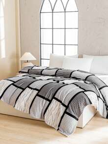 1pc Printed Plaid Flannel Throw Blanket, Multifunctional Cozy Blanket For Nap, Sofa, Office, Camping, Travel, All Season, Christmas & Thanksgiving Gift