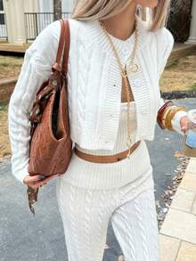 全新 Co-Ords 三件套毛衣套装，包含短款开衫、针织吊带上衣，搭配长裤，优雅休闲，适合女孩、民间婚礼服装、婚礼宾客搭配套装、外出、派对、居家、圣诞女士服装