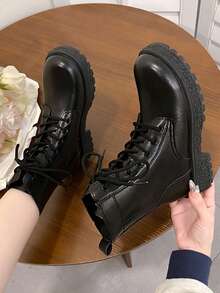 2025 Herbst/Frühling Neue Vintage Plateau Schnür-Plateau-Stiefeletten mit rundem Zehenbereich und Plateauabsatz, Schwarz, Kurze Stiefel für Damen