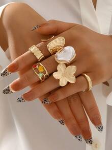 20/15/6 piezas Juego de anillos apilables de estilo minimalista bohemio vintage en color dorado, incluye diseños de flor, lazo, perla asimétrica, giro, corazón, rhinestone, luna, estrella, geométrico, ojo de gato, adecuado para mujeres, vacaciones, fiestas, citas, uso diario, regalo (surtido aleatorio)