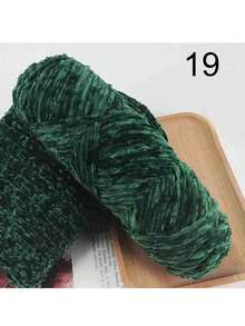 100g (One Size)/200g/250g Soft Chenille Plush Yarn, Knitting & Sewing DIY Material For Scarf/Sweater, 100% Polyester Plush Yarn, Crochet Doll Accessories (Display Props Not Included) - Dark Green - View 5