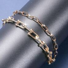 1 Piece High-End Elegant Square Hollow Bracelet, Simple And Fashionable Style Women's Bracelet