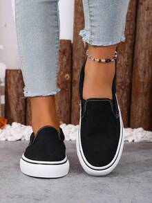 情侣帆布鞋，一脚蹬休闲鞋，步行鞋，时尚休闲百搭经典帆布鞋 - 黑與白 - 查看 3