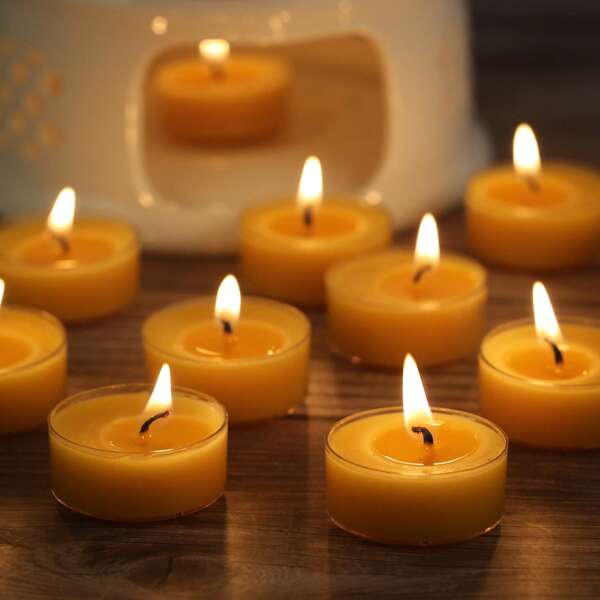 12 Beeswax Tea Candles; 4 Hours Long Burning; Smoke And Odor Free; Clean Burning;Suitable For Spa, Yoga., Best For Christmas, Perfect For Thanksgiving.