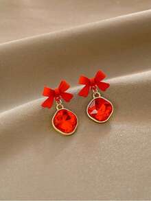 1 Paio di orecchini a fiocco rosso di design di nicchia minimalista, orecchini retrò di lusso ed eleganti adatti per le donne, San Valentino, matrimonio, uso quotidiano, festival