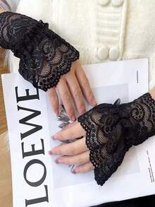 1pc Black Lace Hollow Crochet Fake Sleeves For Women, Super Fairy Flared Cuffs, Versatile Wrist Sleeves Suitable For Daily Life/Party And Other Scenes, Gifts For Parents And Other Relatives And Friends During Festivals, Romantic, Atmospheric, Accessories, Hot Selling,Black Gloves,White Gloves For Costume,Black Lace Gloves,Arm Sleeves - Multicolor - View 2