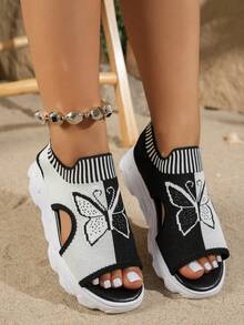 2025 Autumn Black And White Ladies' Sandals, Casual Fashion Women's Platform Sandals With Slip-On, Women's High-End Outdoor Work Light Anti-Skid And Wear-Resistant Leisure Sports Sandals, EVA Integrated Soft And Comfortable Running Shoes, Halloween Female College Students' Outdoor Sports Necessary Breathable Net Running Shoes,