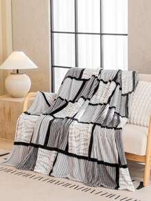 1pc Printed Plaid Flannel Throw Blanket, Multifunctional Cozy Blanket For Nap, Sofa, Office, Camping, Travel, All Season, Christmas & Thanksgiving Gift