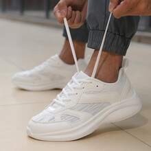 2025新款女白色休闲运动鞋平底鞋女软底防滑跑步鞋开车鞋