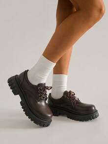 1 双纯色学院风 PU 皮革系带厚底鞋、乐福鞋、办公室穿着、四季皆宜 - 咖啡棕 - 查看 6