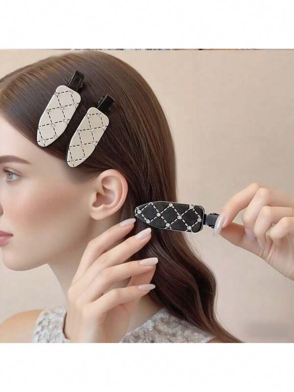1pc Hairclip Plaid Black And White Classic Zirconia Bangs Clip Acetic Acid Hair Clip Exquisite Simple Fashion Personalized Design Sense Retro Niche Versatile Casual Autumn And Winter Hair Accessories Fashionable Hair Accessories Suitable For Daily Use, Home School, Seaside Vacation, Work, Commuting, Party, Holiday, Birthday Gift, Back-To-School Season, Versatile, Go Out Girl, Claw Clips, Hair Slide, Hair Barrettes
