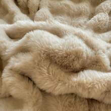 1pc Thickened Plush Duvet Cover, Faux Rabbit Fur Soft & Fluffy Single Duvet Cover, Without Pillow Case, Soft & Comfortable, Machine Washable, A. Faux Rabbit Fur, B. Milk Plush, Suitable For Bedroom, Dorm, Autumn/Winter