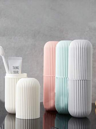 1 st. enfärgad vertikal randig resetandborstehållare, plasttandborsteförvaringslåda, lämplig för dagligt bruk och resor, tandborsteorganisatör, bärbar resetandborstekopp, lämplig för resor, camping, hem, skola och företag, en present till kvinnor eller män