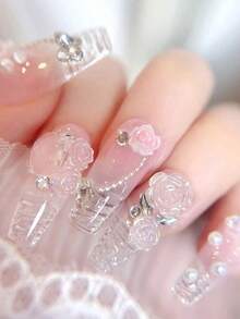 ! !Random Style. 10Pcs/Set Delicate 3D Floral & Butterfly Handmade Nail Art, Valentine'S Day Nails, Long Coffin-Shaped Faux Pearl Wavy French Fake Nails For Women Diy Spring/Summer Nail Art, Suitable For New Year Nails, Wedding Bride Nails Press On Nails Nail Supplies Nails