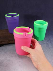 1pc Glow In The Dark Car Ashtray Cigarette Self-Extinguishing Cup Car Ash Holder Portable Truck Home Office PORTABLE ASHTRAY