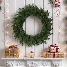 1pc Elegant Artificial Pine Needle Wreath With Foliage And Gold Accents - A Heavy-Duty Plastic Indoor/Outdoor Christmas Door Hanger, Table Centerpiece, Or Festive Party Decoration. Suitable For Front Doors, Mantels, Or Tables - Features A Ribbon Loop For Easy Hanging (No Feathers/Artificial Plants). A Year-Round Holiday Wreath Perfect For Christmas, Easter, Halloween, New Year's Eve. Realistic Pine Needles, Large Christmas Wreath.