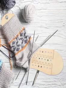 2/4pcs Adjustable Wooden Sock Blockers, Expandable Sock Display Forms, Tall Sock Stretchers, Knitting Sock Measurement Tools, Sock Shaping Clamps, DIY Knitting & Crochet Stretchers, Arts & Crafts And Sewing Supplies, Knitting Tools For Hand Knitted Socks, DIY Sock Accessories, Sewing Accessories, Durable Wooden Craft, Stable Non-Slip - Multicolor - View 5