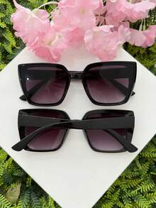 ILOOK Women's Large Sophisticated Blogger Sunglasses With UV400 Protection - 黑色漸變 - 查看 2