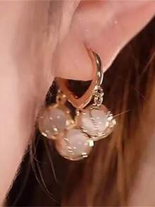 1 Pair Elegant Copper Tone Earrings With Faux Pearl Beads And Shimmering White Gems, Perfect Gift For Birthday, Christmas, Anniversary