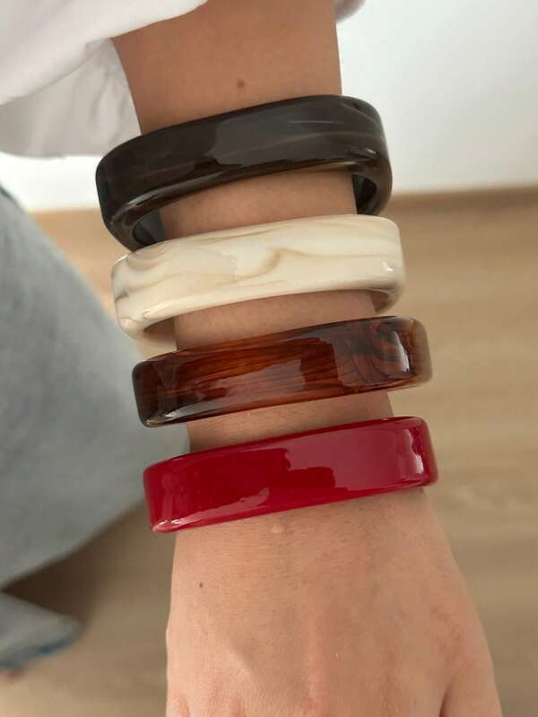 Acrylic Asymmetrical Semi-Transparent Design Exaggerated Bracelet, Fashionable For Women